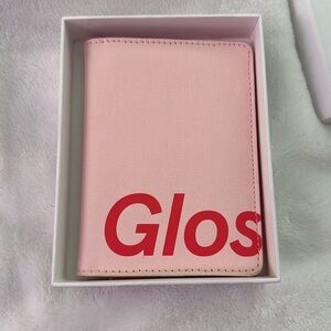 GLOSSIER LONDON PASSPORT HOLDER